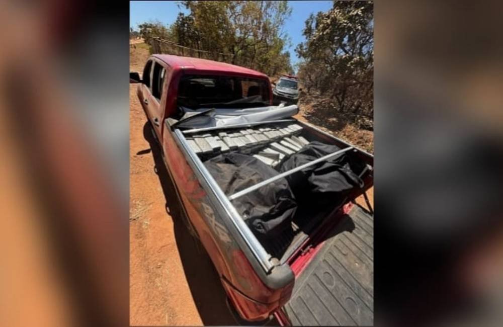 Confronto com PMs na GO-020 deixa um morto e apreende meia tonelada de maconha