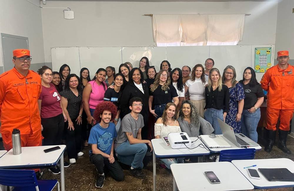 Escola Municipal Infantil Pedacinho do Céu promove treinamento em primeiros socorros em cumprimento à Lei Lucas
