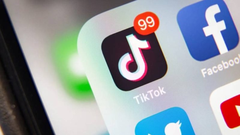 Jovem morre e outra fica gravemente ferida após desafio perigoso do TikTok