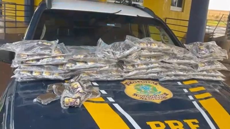 PRF apreende 31 kg de haxixe escondidos em caminhonete