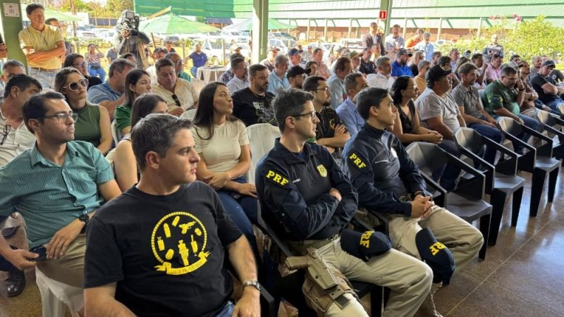 Polícia Federal e parlamentares participam de reunião técnica sobre CACs em Jataí