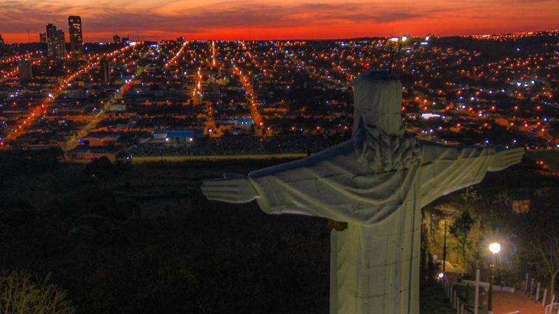 Início de semana em Goiás será de sol, calor e risco de temporais