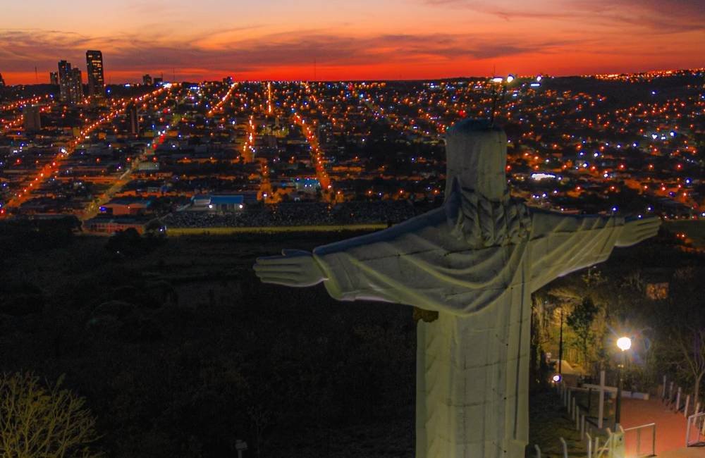 Início de semana em Goiás será de sol, calor e risco de temporais