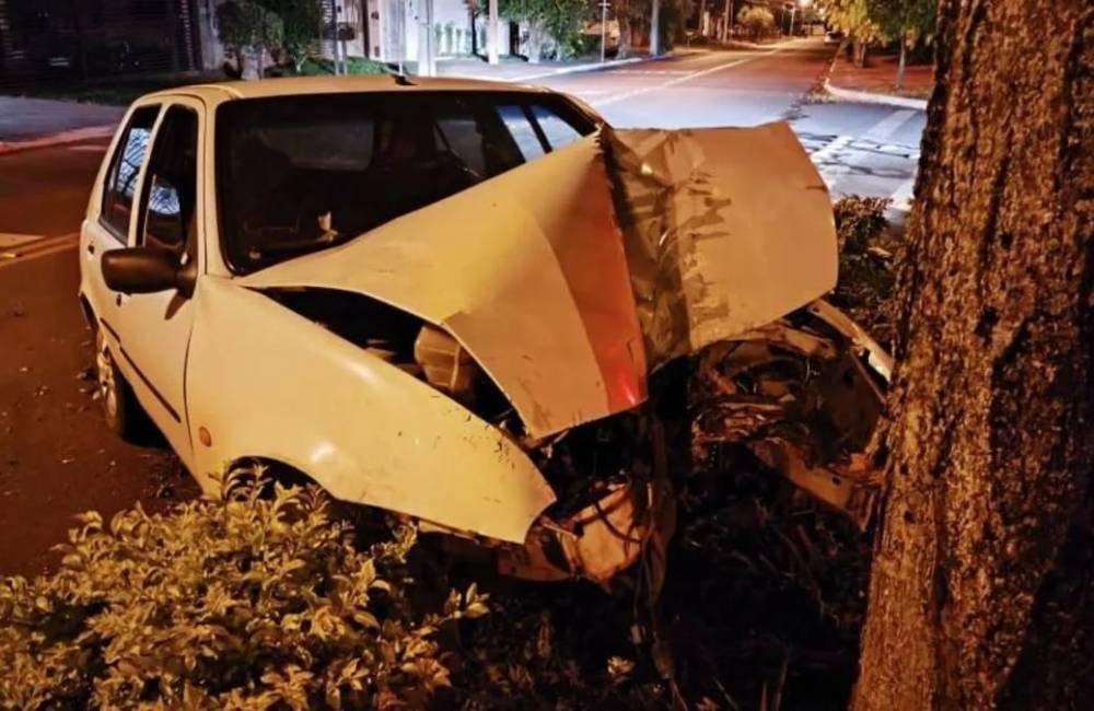 Após jogar carro com família contra árvore, homem é condenado a mais de 32 anos de prisão em Jataí