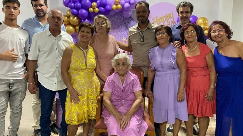 FOTOS | Centenário de Dona Tonha celebra uma vida marcada por fé, família e tradição em Jataí