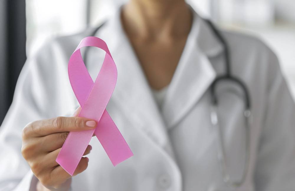 Dia Mundial de Combate ao Câncer de Mama: especialistas reforçam prevenção e exames regulares