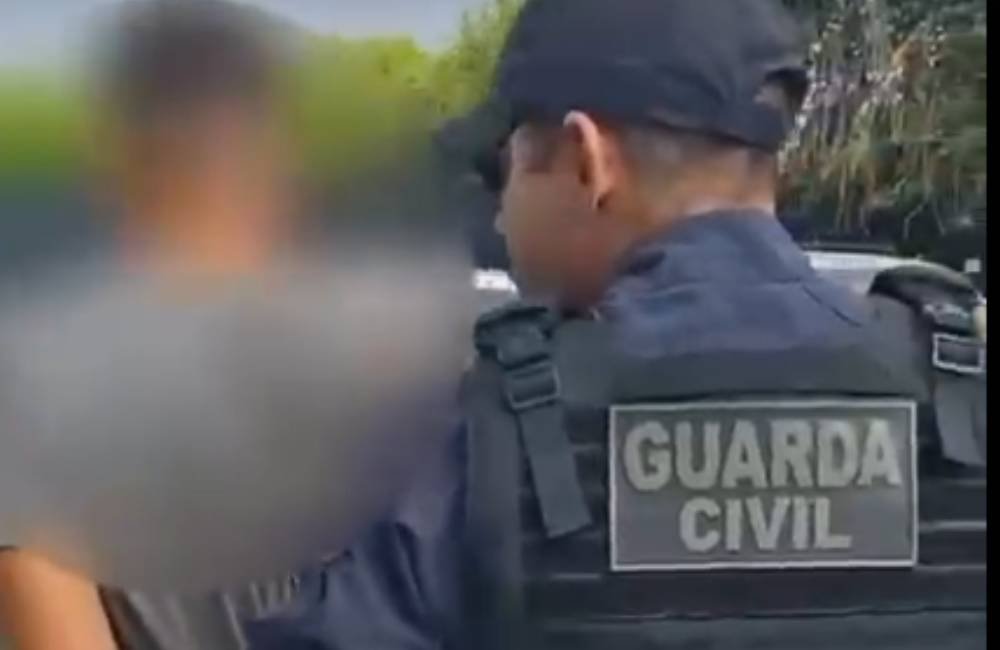 Monitorado por tornozeleira invade casa da ex e acaba preso em Jataí