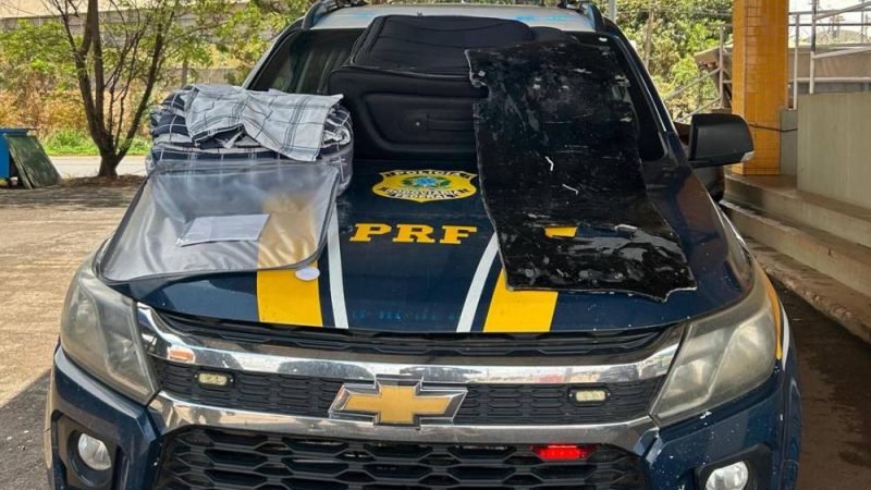Peruano é flagrado pela PRF com 6 kg de cocaína escondidos em abordagem em Rio Verde