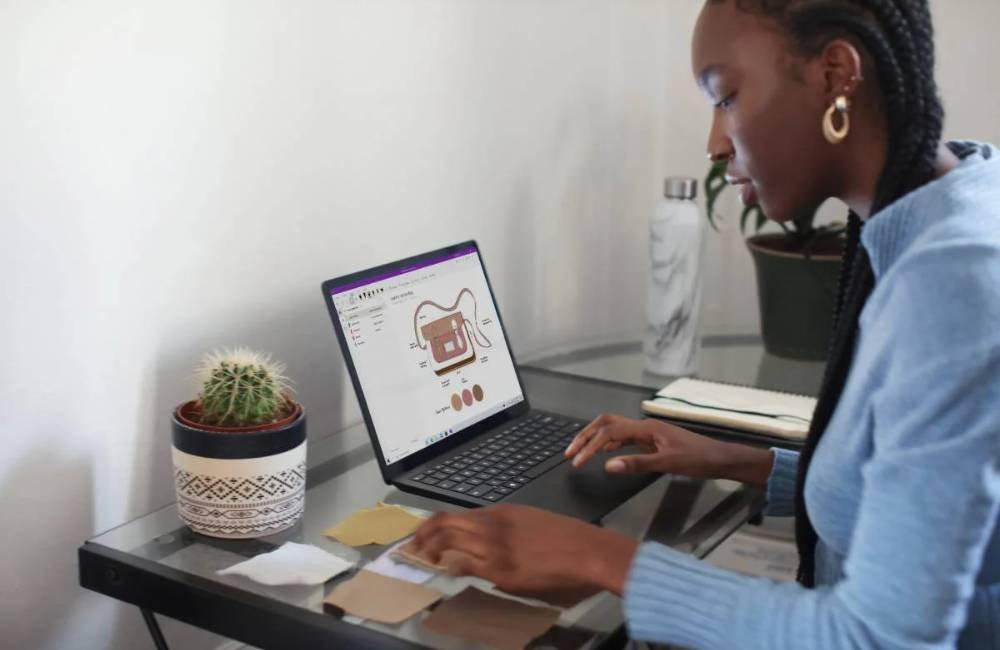 Reforma administrativa propõe 1 dia de home office por semana para servidores públicos