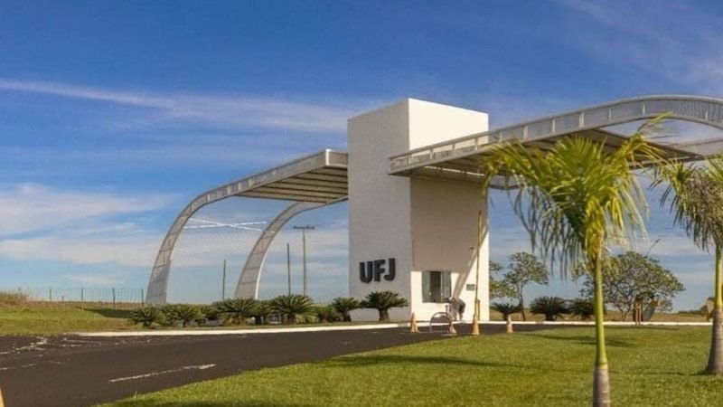 UFJ abre edital com 417 vagas remanescentes para 2026