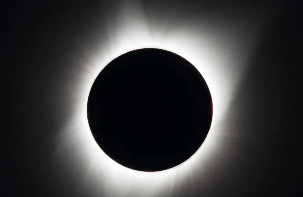 Eclipse solar mais longo do século terá mais de 6 minutos de escuridão