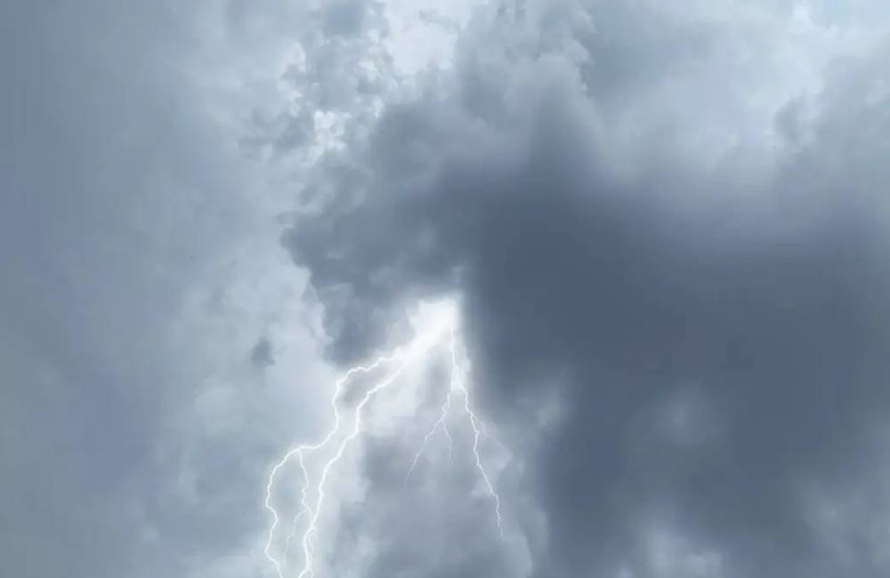 Fenômeno elétrico: Goiás soma 4 milhões de raios no ano