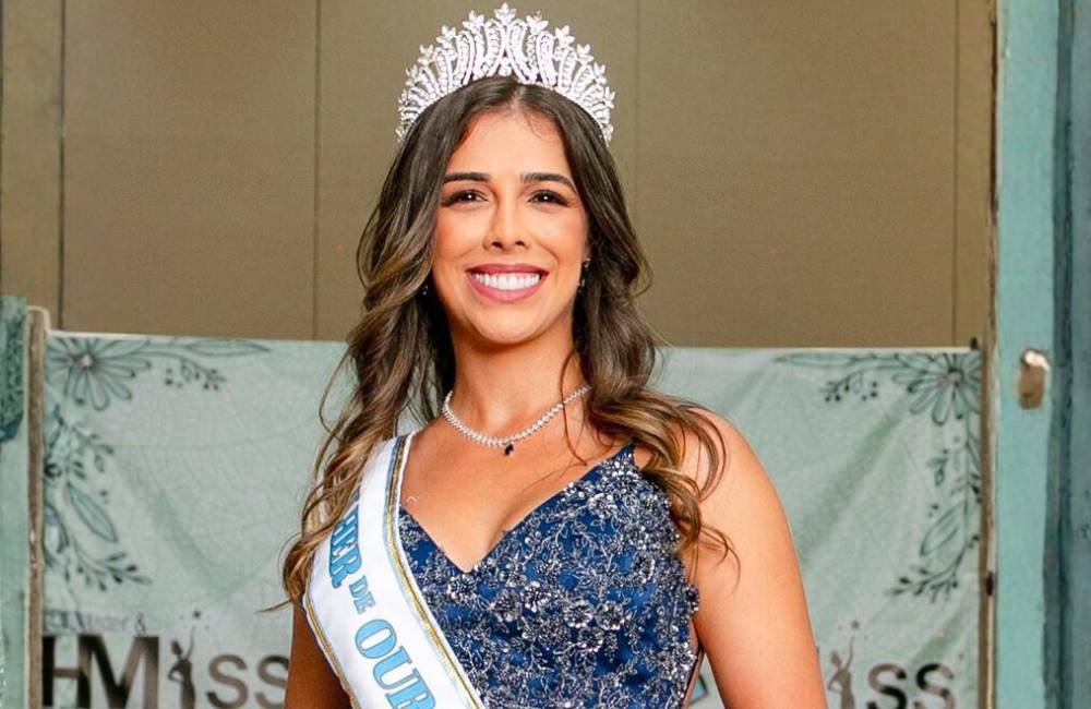 Jataiense Raissa Faria é coroada Miss Mulher de Ouro Goiás 2025 em evento realizado em Pirenópolis