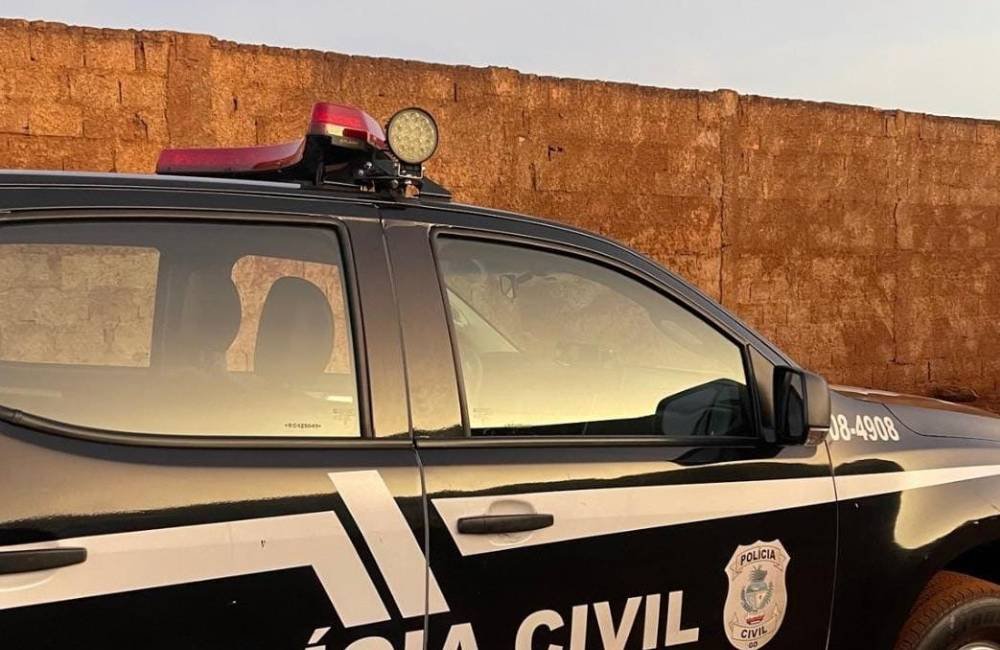 Personal trainer é desmascarado com registro falso e acaba preso