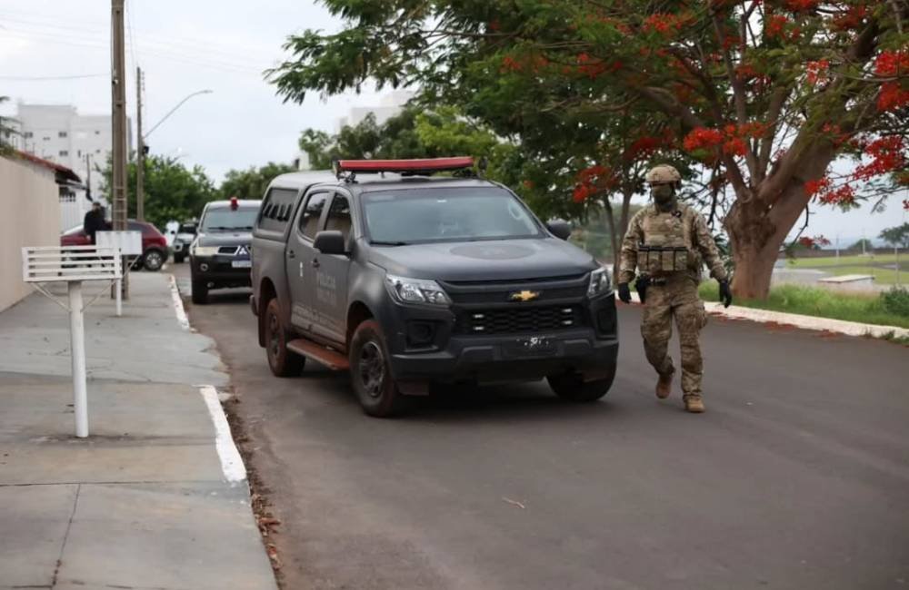 Policiais militares são alvo da Operação Scutum em Goiás por suspeita de corrupção e lavagem de dinheiro