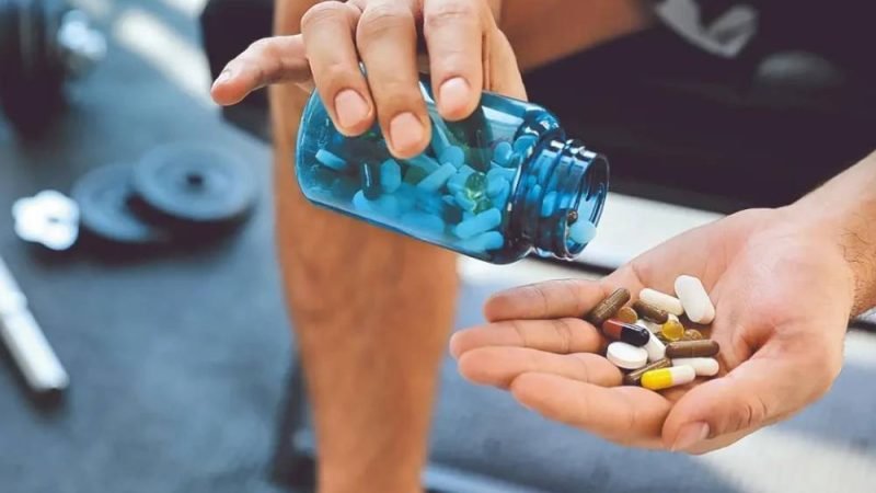 Anvisa tira três suplementos das prateleiras e acende alerta nacional; veja quais são