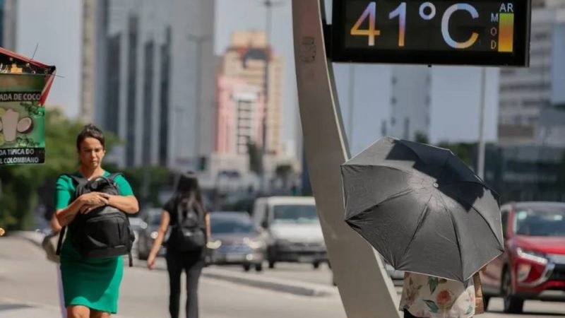 Cerveja no calor: médicos alertam para risco de desidratação