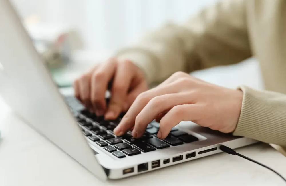 Concurso da Prefeitura de Cachoeira de Goiás abre 233 vagas com salários de até R$ 19 mil