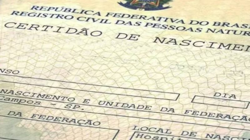 Nomes mais registrados no Brasil em 2025: Ravi lidera entre os meninos
