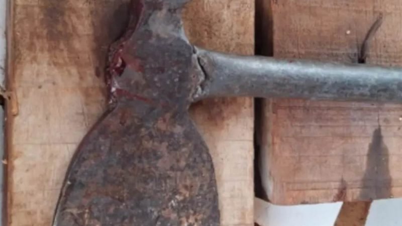 Padrasto comete agressão com machadinha em Jataí durante churrasco de Natal