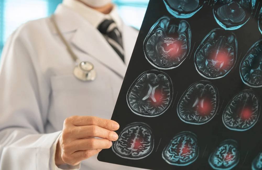 Senado aprova exame nacional para recém-formados em medicina, similar à “OAB da medicina”