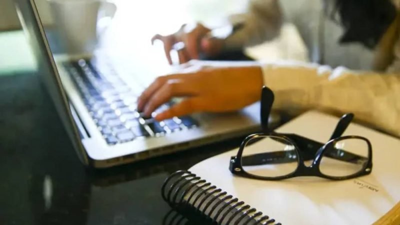 Confira as 25 profissões que vão bombar no Brasil em 2026