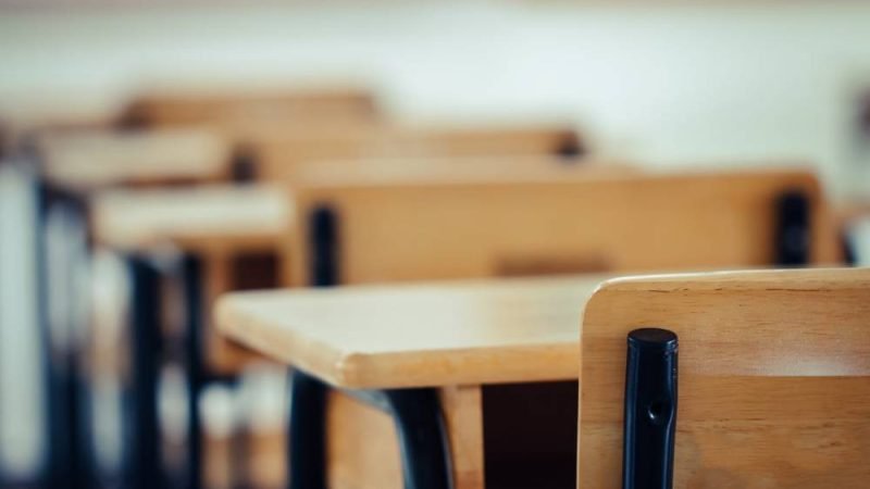 Goiás aposta em ensino integral para combater evasão juvenil