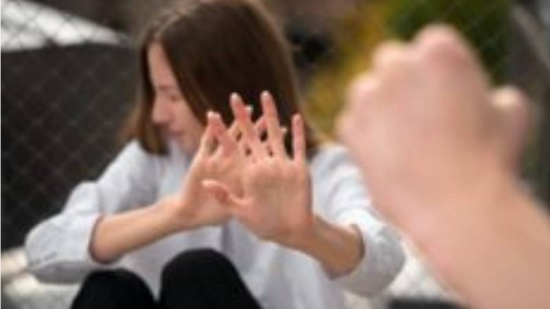 Goiás veta condenados pela Lei Maria da Penha em cargos comissionados