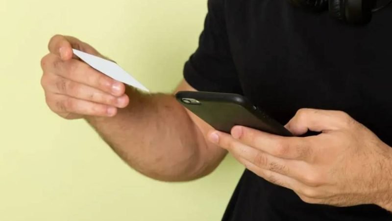 Homem furta celular da ex e desvia dinheiro via Pix em Rio Verde