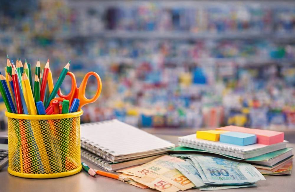 Material escolar em Jataí: pesquisa de preços mostra onde economizar na volta às aulas