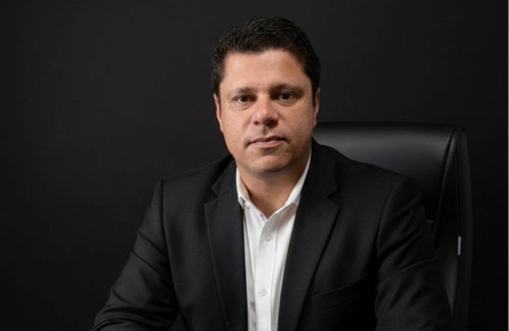 Empresário: cobrança firme não é assédio — TRT rejeita indenização por falta de prova