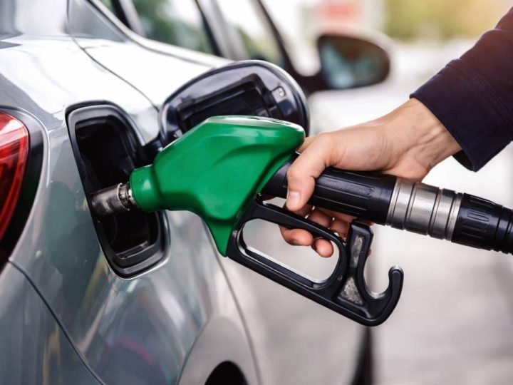 Gasolina chega a R$ 6,70 em Jataí; diferença entre postos passa de R$ 0,50