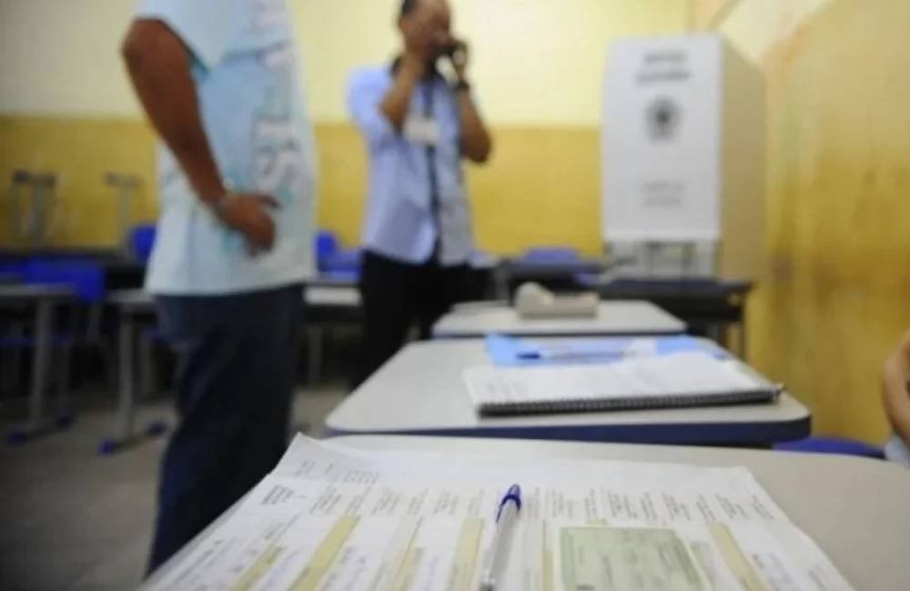 Quer ser mesário? Justiça Eleitoral mantém inscrições abertas pela internet