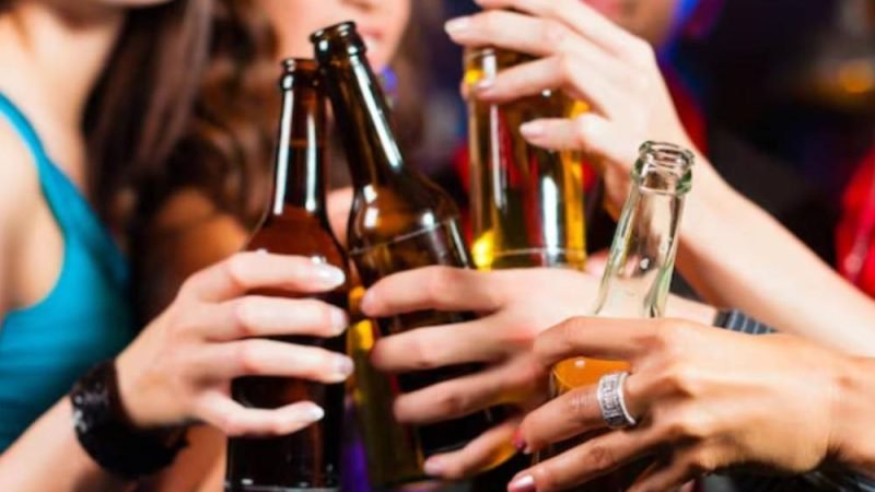 Uso de álcool e drogas pelos pais influencia consumo dos filhos