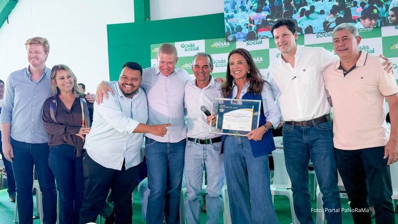 Gracinha Caiado recebe título de cidadã jataiense durante evento do Goiás Social