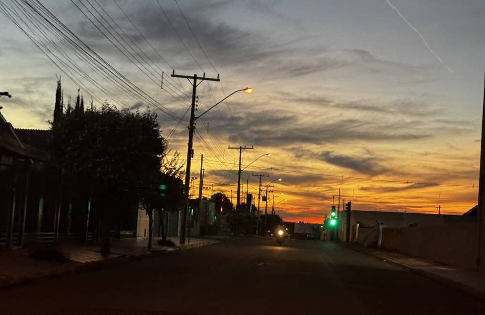 Calor intenso e risco de tempestades colocam Jataí em alerta neste sábado