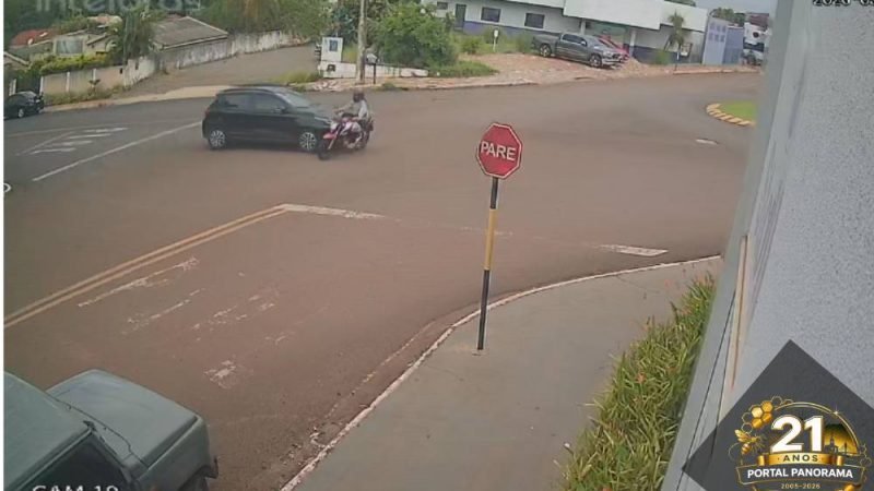 VÍDEO| Câmera registra colisão em rotatória que deixou motociclista ferida em Jataí