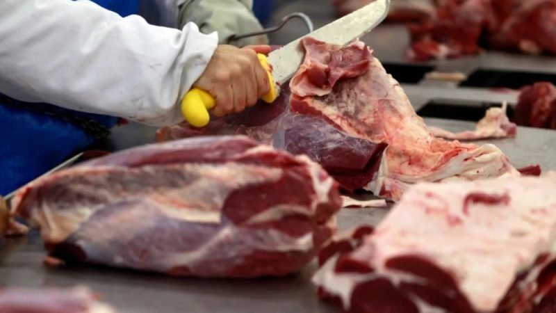 Exportadores de carne cobram ação do governo após impactos da guerra no Oriente Médio