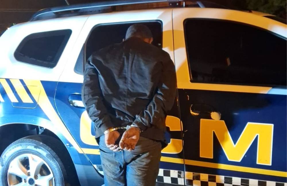 GCMJ prende suspeito de furto em depósito de gás em Jataí