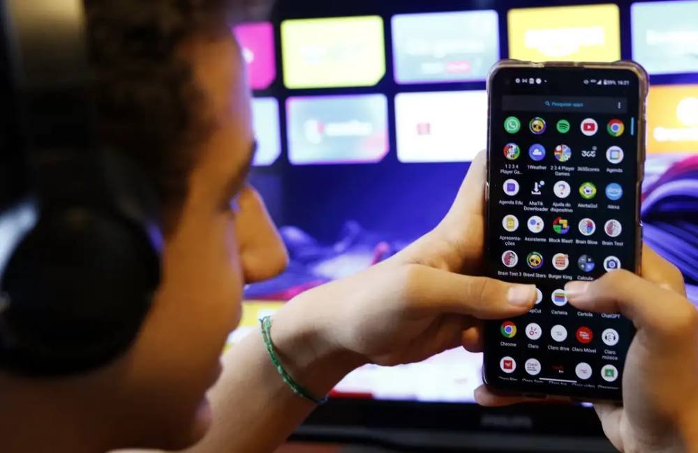 Governo cria centro nacional ligado à PF para reforçar proteção de crianças no ambiente digital