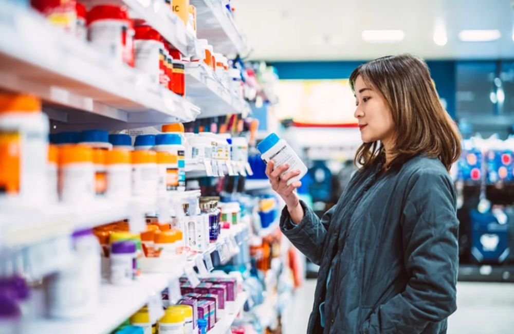 Lula sanciona lei que autoriza venda de medicamentos em supermercados no Brasil