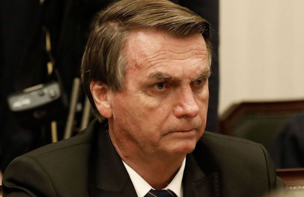 Moraes concede prisão domiciliar a Bolsonaro e decisão repercute