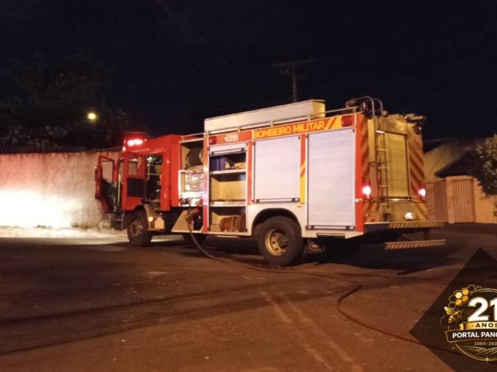 Incêndio em residência mobiliza Corpo de Bombeiros em Jataí