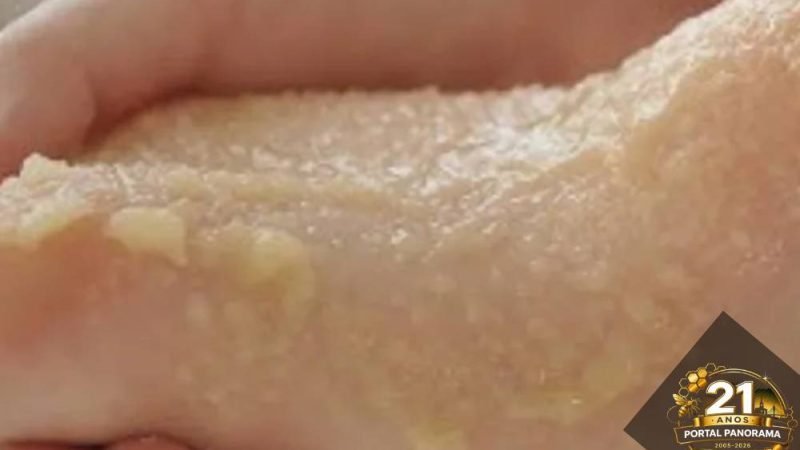 Mistura simples com açúcar e limão ajuda a reduzir chulé e melhorar a aparência dos pés