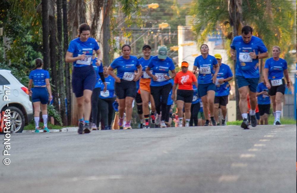 Corrida do autismo reúne centenas de pessoas em Jataí; confira as fotos da cobertura