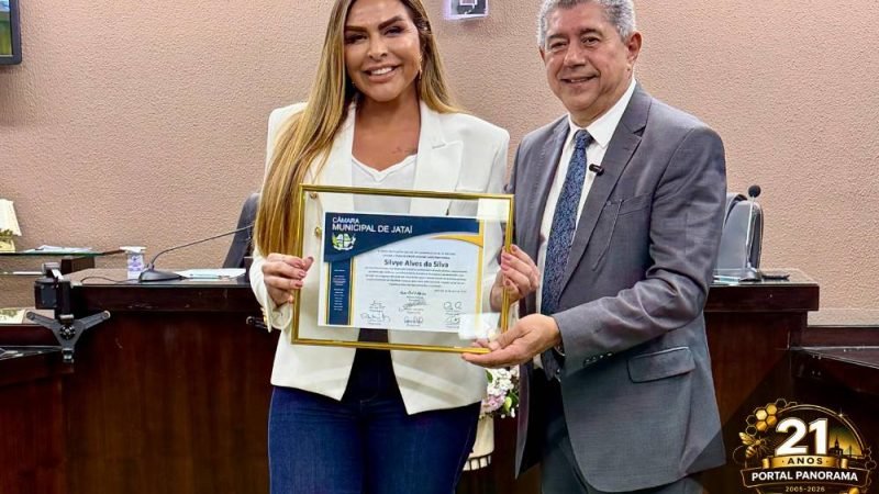 Câmara de Jataí entrega título de cidadã jataiense à deputada federal Silvye Alves