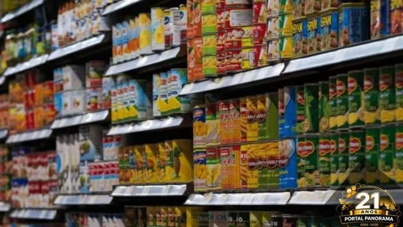Supermercados de Goiás discutem funcionamento aos domingos e decisão é adiada para abril