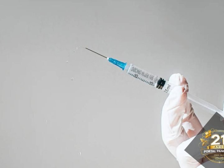 Vacina da gripe pode reduzir em até 20% riscos após AVC, diz estudo