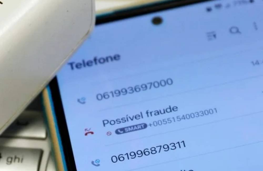 Congresso avança com projeto que pode proibir telemarketing automatizado no Brasil