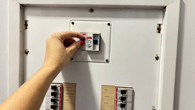 Consumo de energia cresce em Goiás e horário da noite concentra maior demanda nas residências